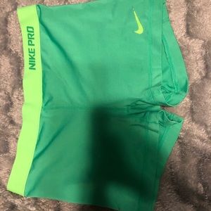 Green Nike pro spandex